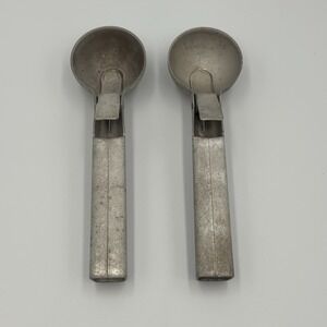 Vintage Aluminum Ice Cream Scoops - 1950s  USA Patent 2756698‎ LOT OF 2